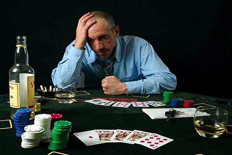 Nguyên nhân dẫn đến Tilt trong Poker 